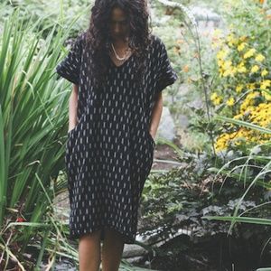 Esby Apparel - Alice Oversized Tunic in Black Ikat